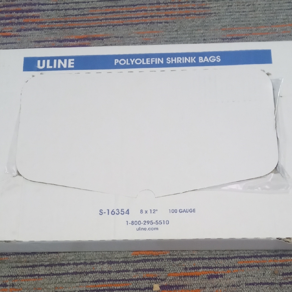 Uline White Polyolefin Shrink Bags - 8 x 12" (100 Gauge)